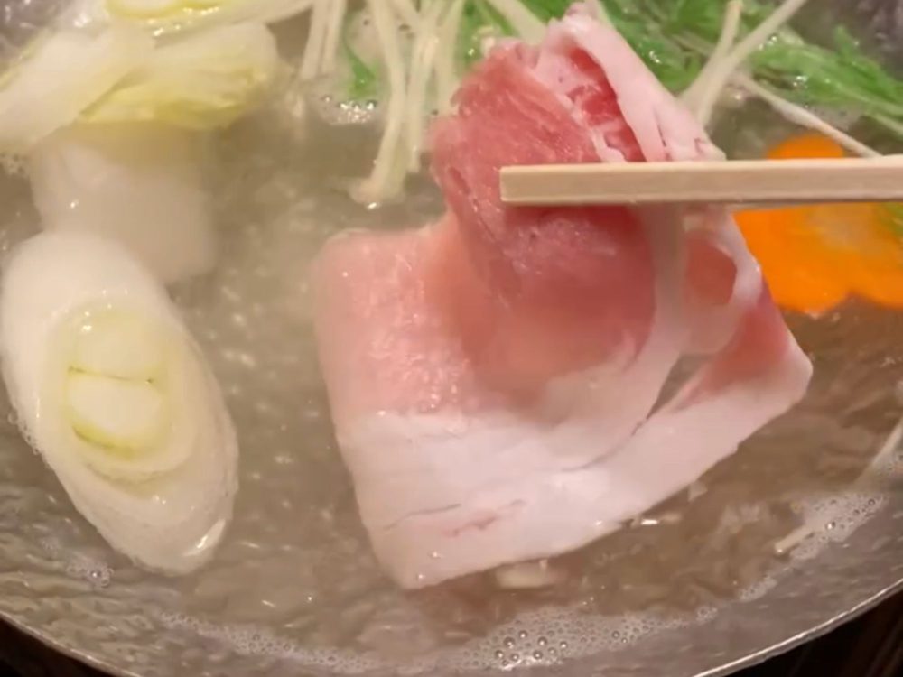 函館市民限定！今の時期だから広いお部屋をあずましくひとりで湯の川花びしホテルを贅沢独り占め！